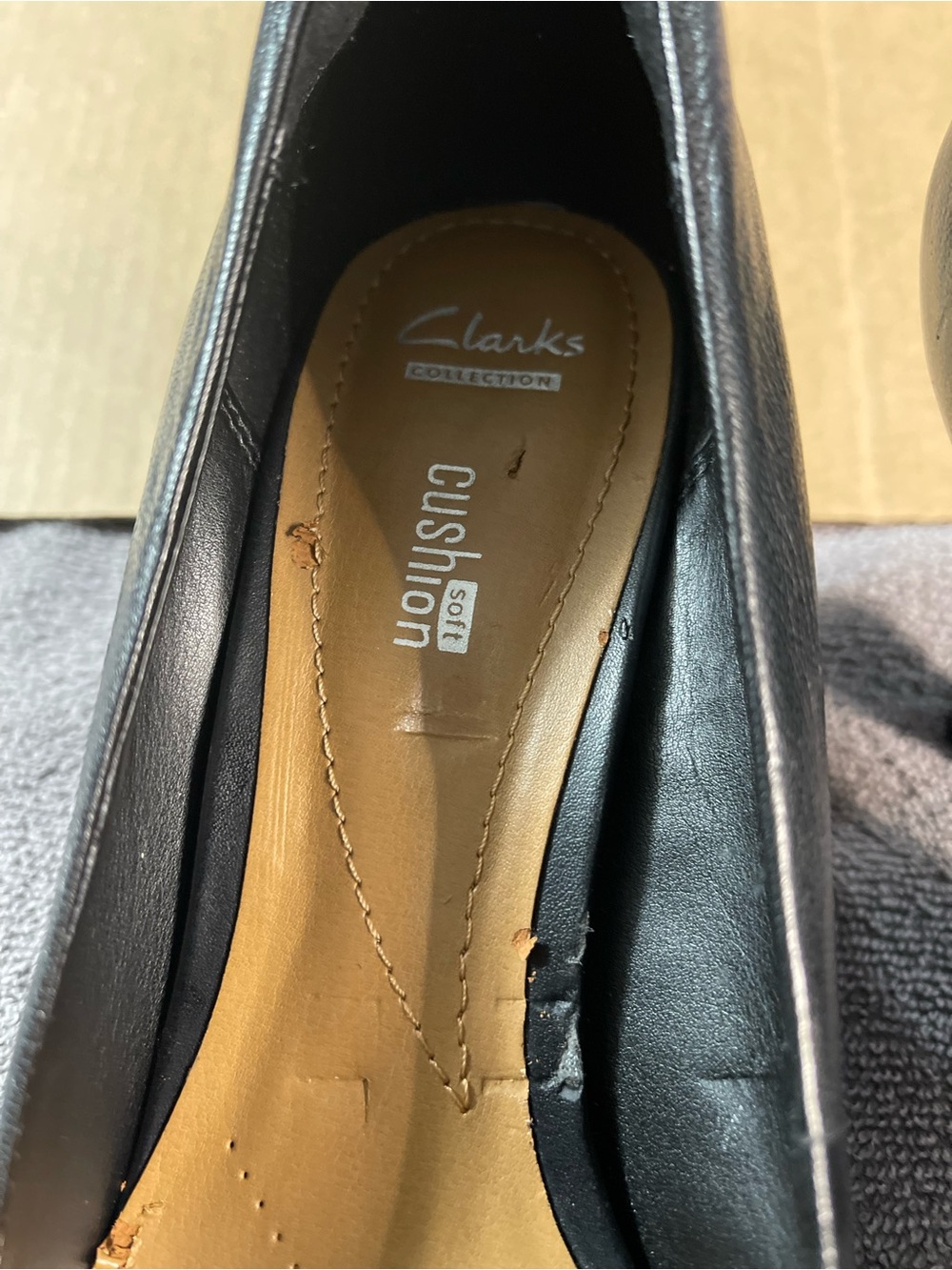 Clarks Black Leather Women's Pump Heels - Picture 3 of 14